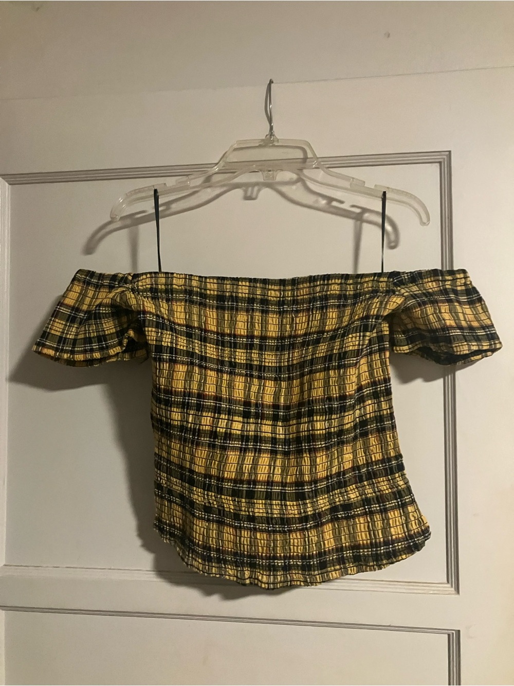 Hot Topic Yellow and Black Plaid Off-Shoulder Crop Top